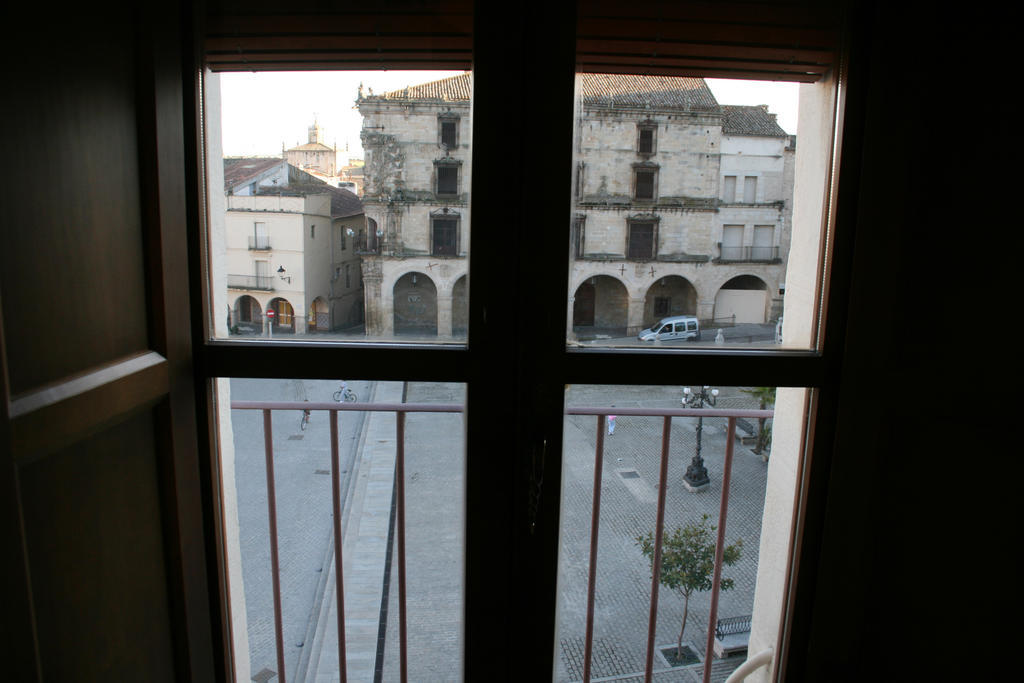 Alojamientos Plaza Mayor Trujillo Zimmer foto