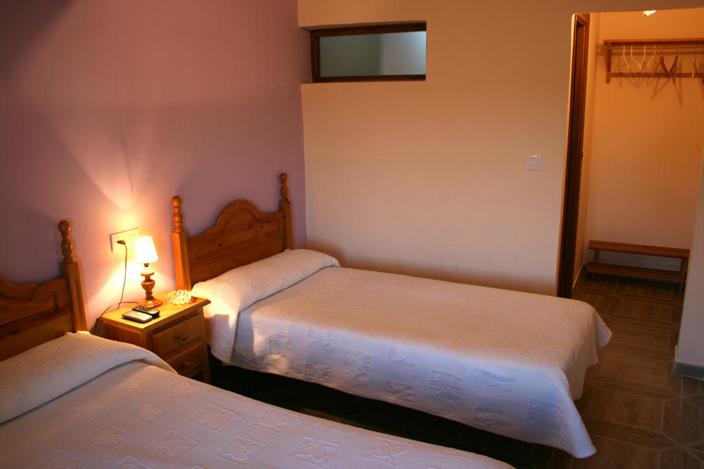 Alojamientos Plaza Mayor Trujillo Zimmer foto